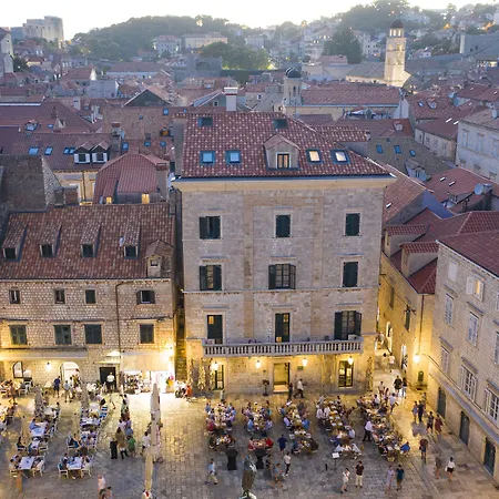 The Pucic Palace
