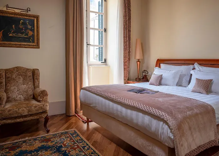 普谢克宫殿酒店